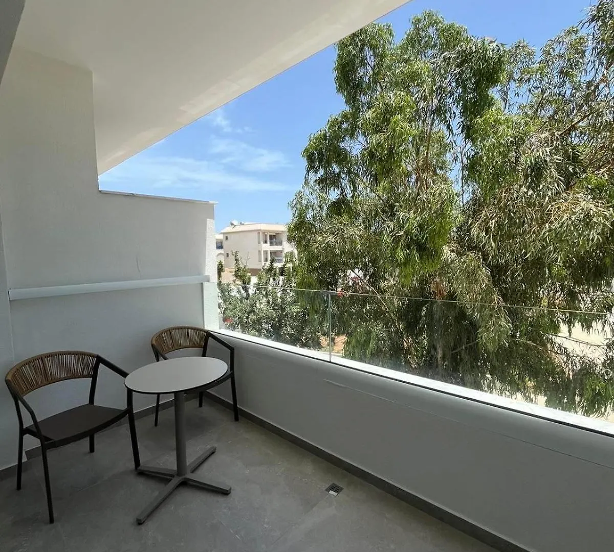 איה נאפה Abacus Suites לינה וארוחת בוקר איה נאפה