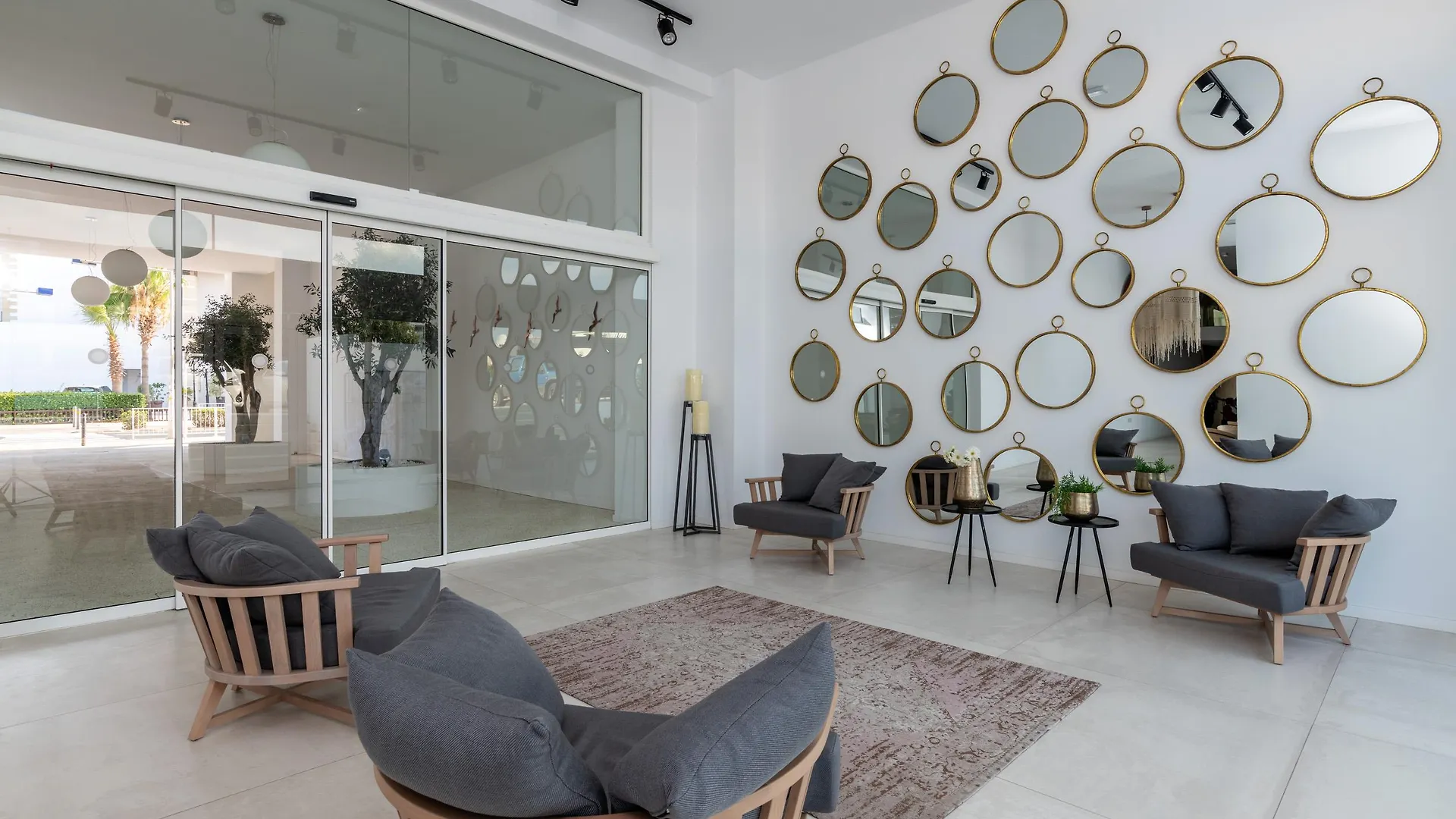 Abacus Suites Ayia Napa 3*,