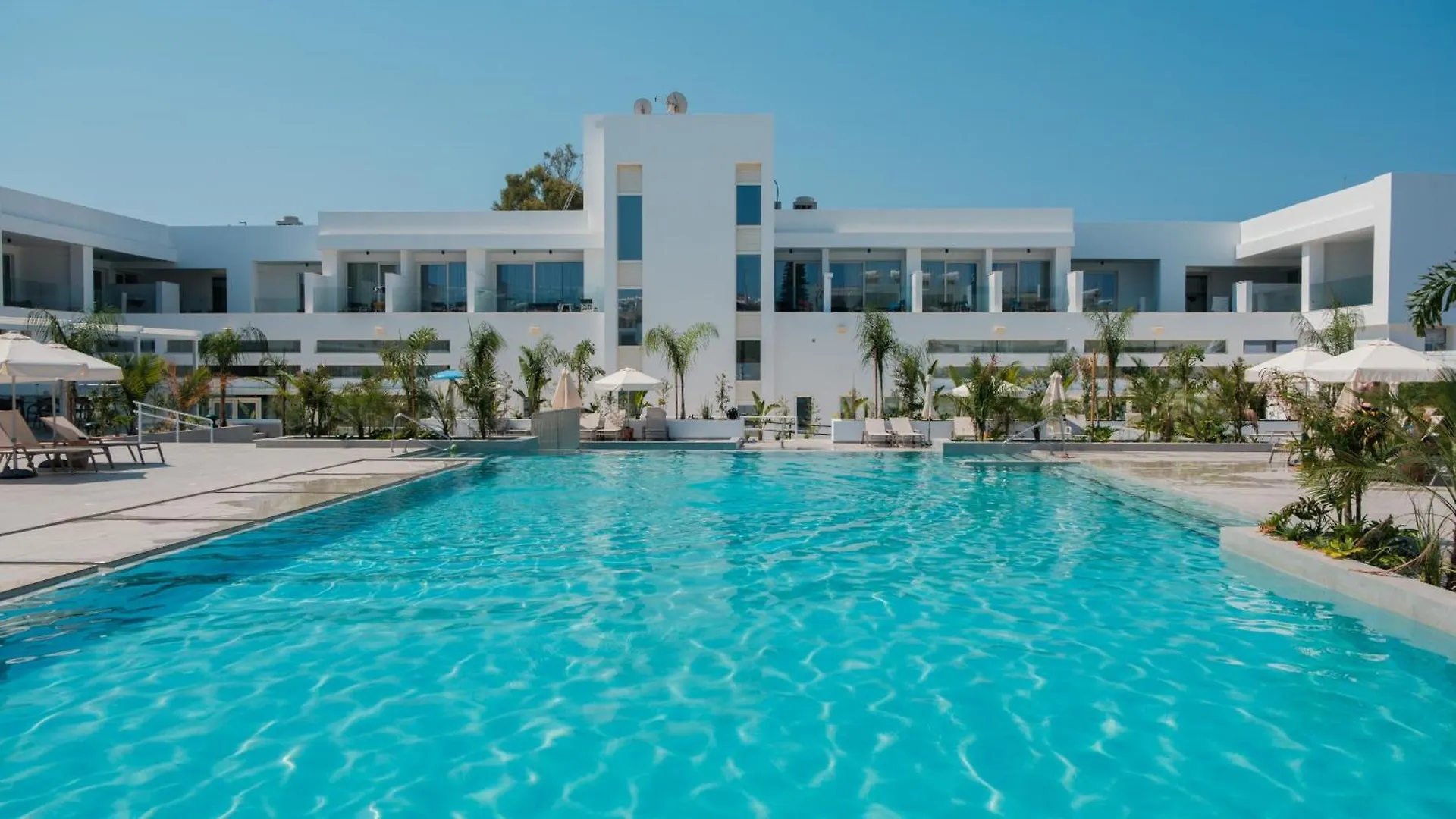 Abacus Suites Ayia Napa Bed & Breakfast