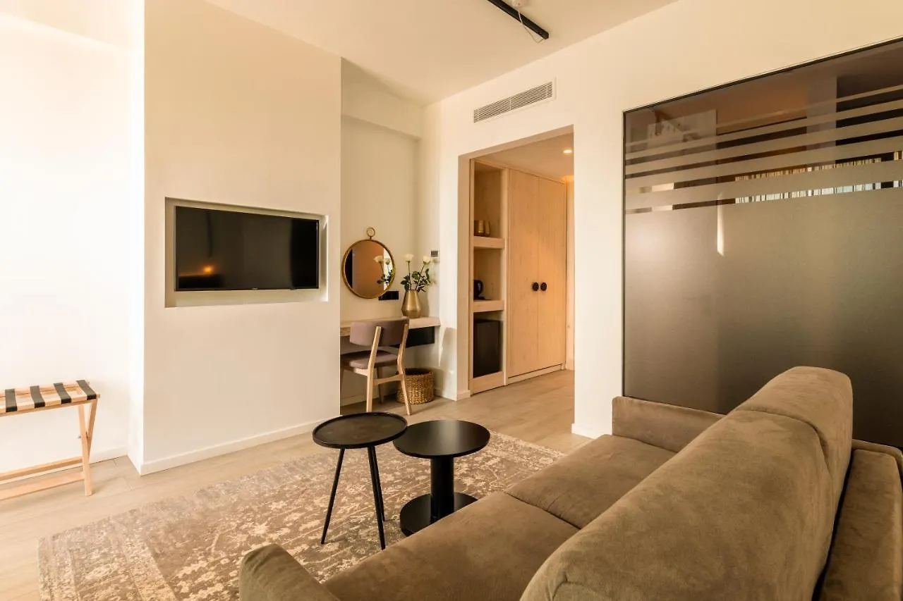 Abacus Suites Ayía Nápa Couette-café